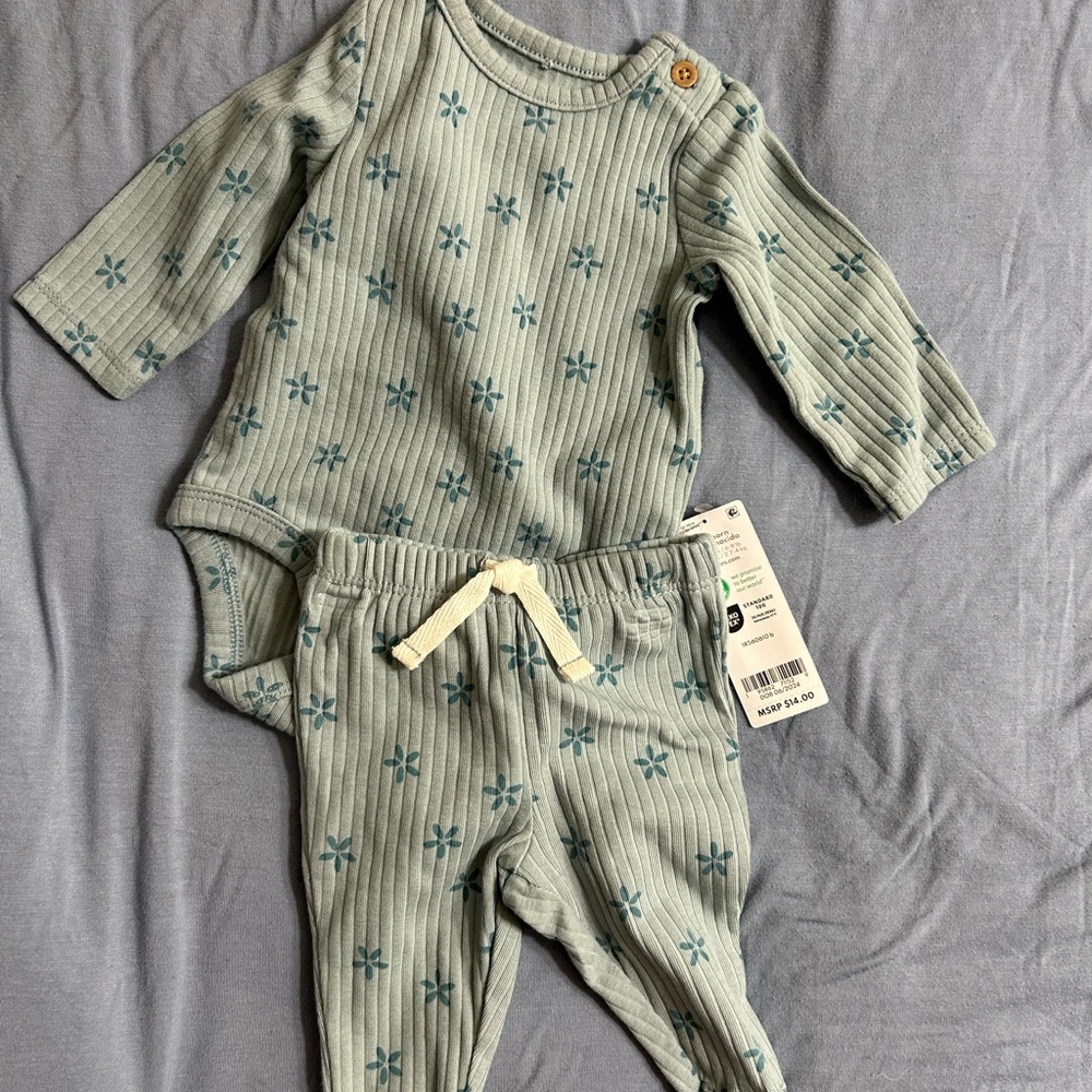 Baby Outfit with Floral Pattern
